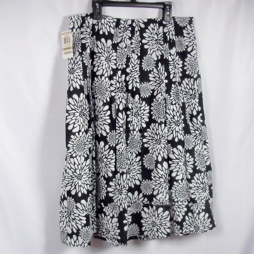 Style & Co Petites Bora Bora Pleated Floral Skirt - Picture 5 of 5